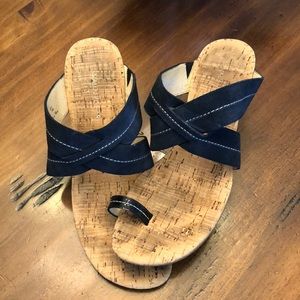 Donald J Pliner Kitten Sandal